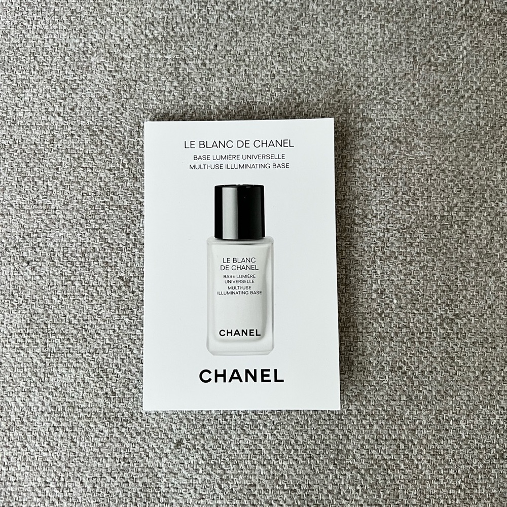 Chanel Multi-use Illuminating Base